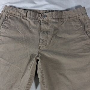 Bonobos mens khaki basic flat front 9" inseam chino shorts - size 35